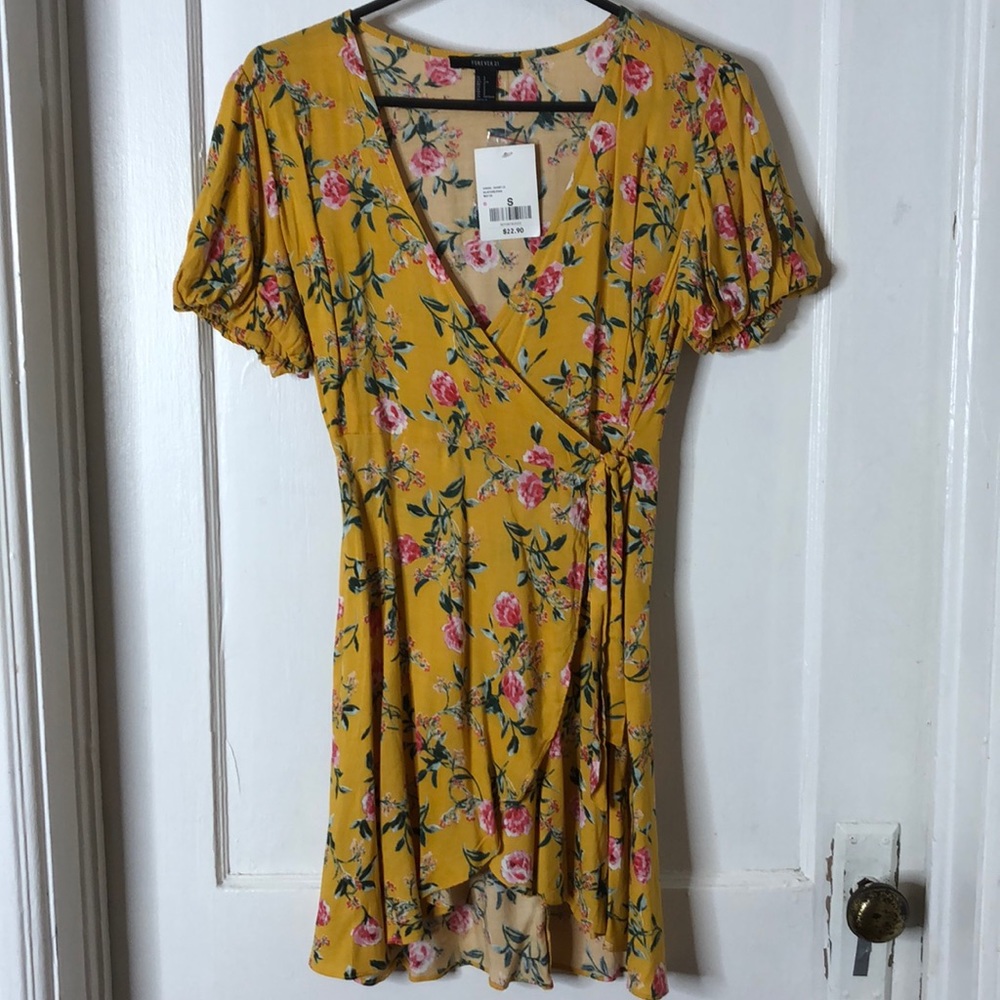 Yellow dress with flowers (new with tags)